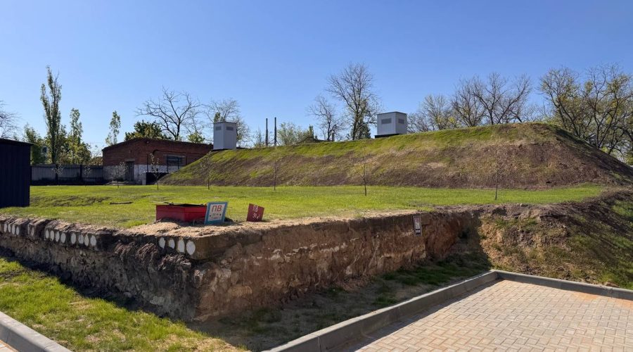 Завершено виконання комплексу електромонтажних робіт на будівництві протирадіаційного укриття в Миколаївській області.