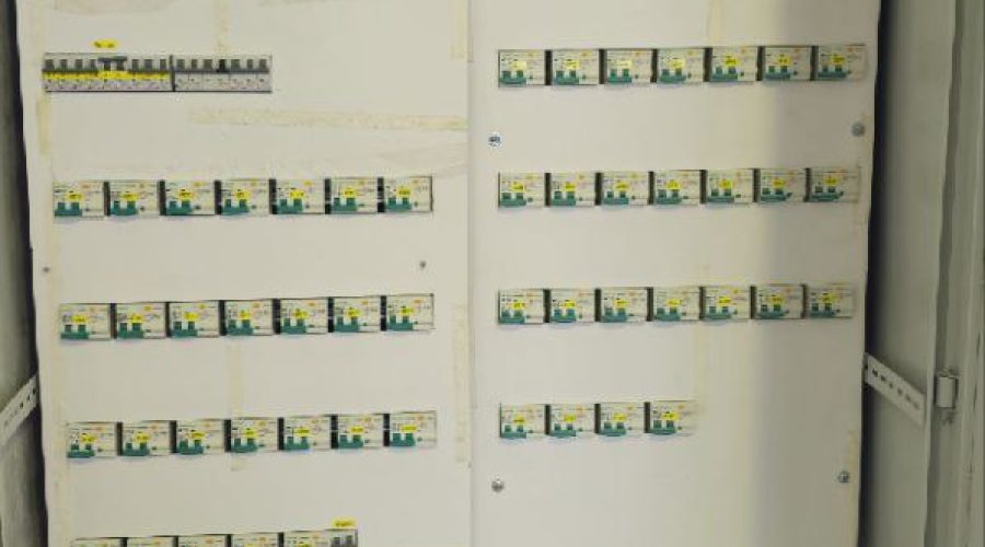 Завершено електромонтажні роботи офісу 900 м² у БЦ «Сігма» в Києві